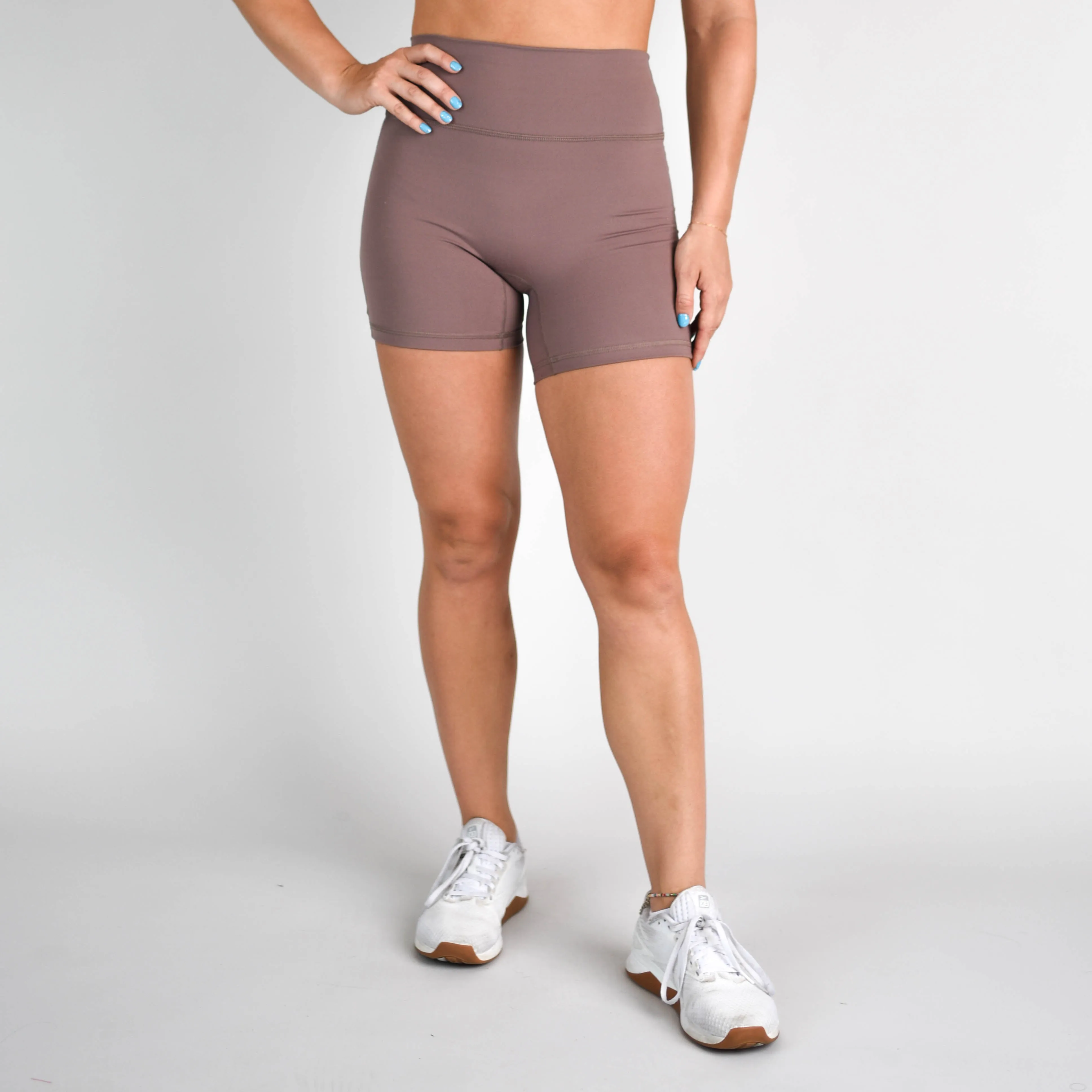 FLEO Deep Taupe Shorts (Charge NFS)