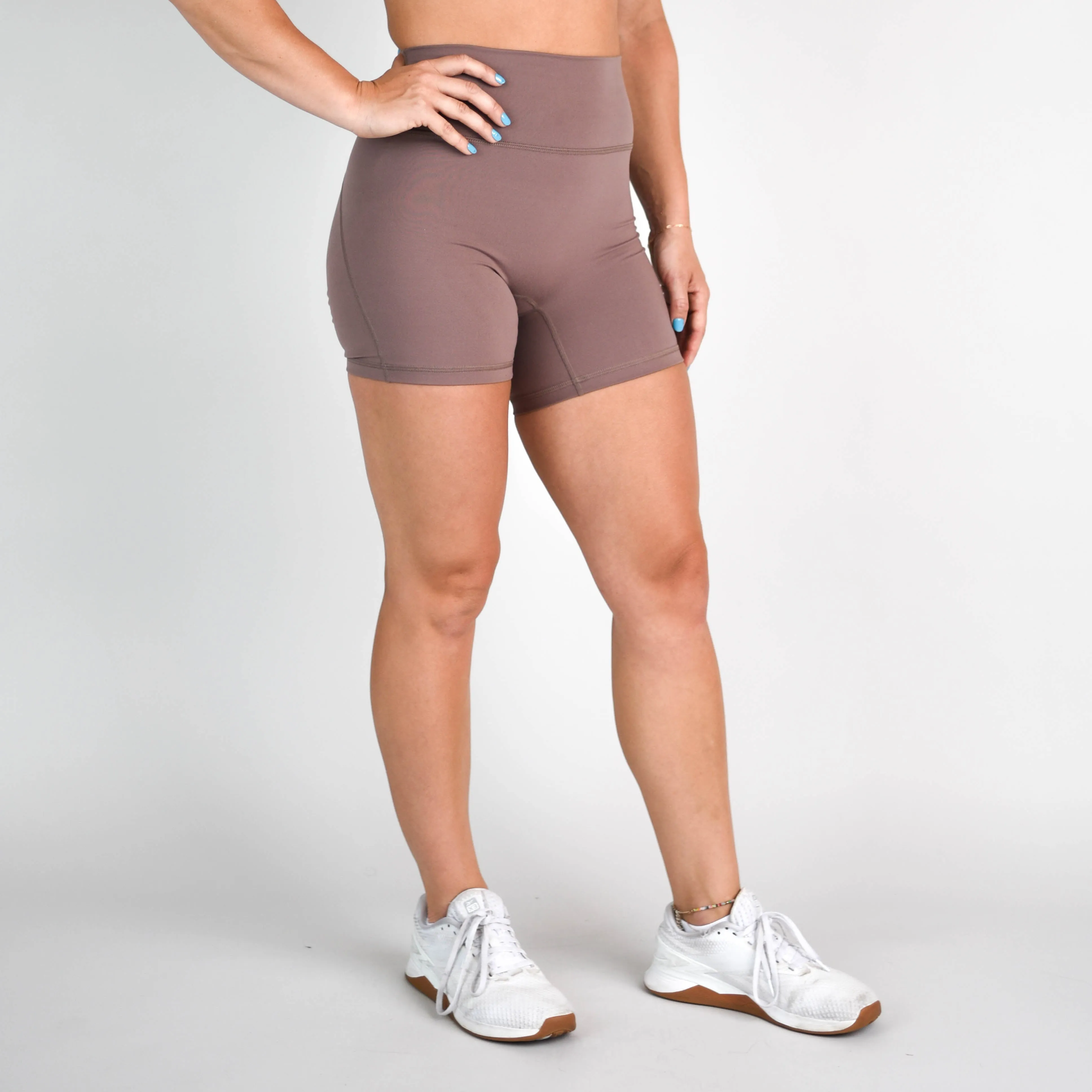 FLEO Deep Taupe Shorts (Charge NFS)