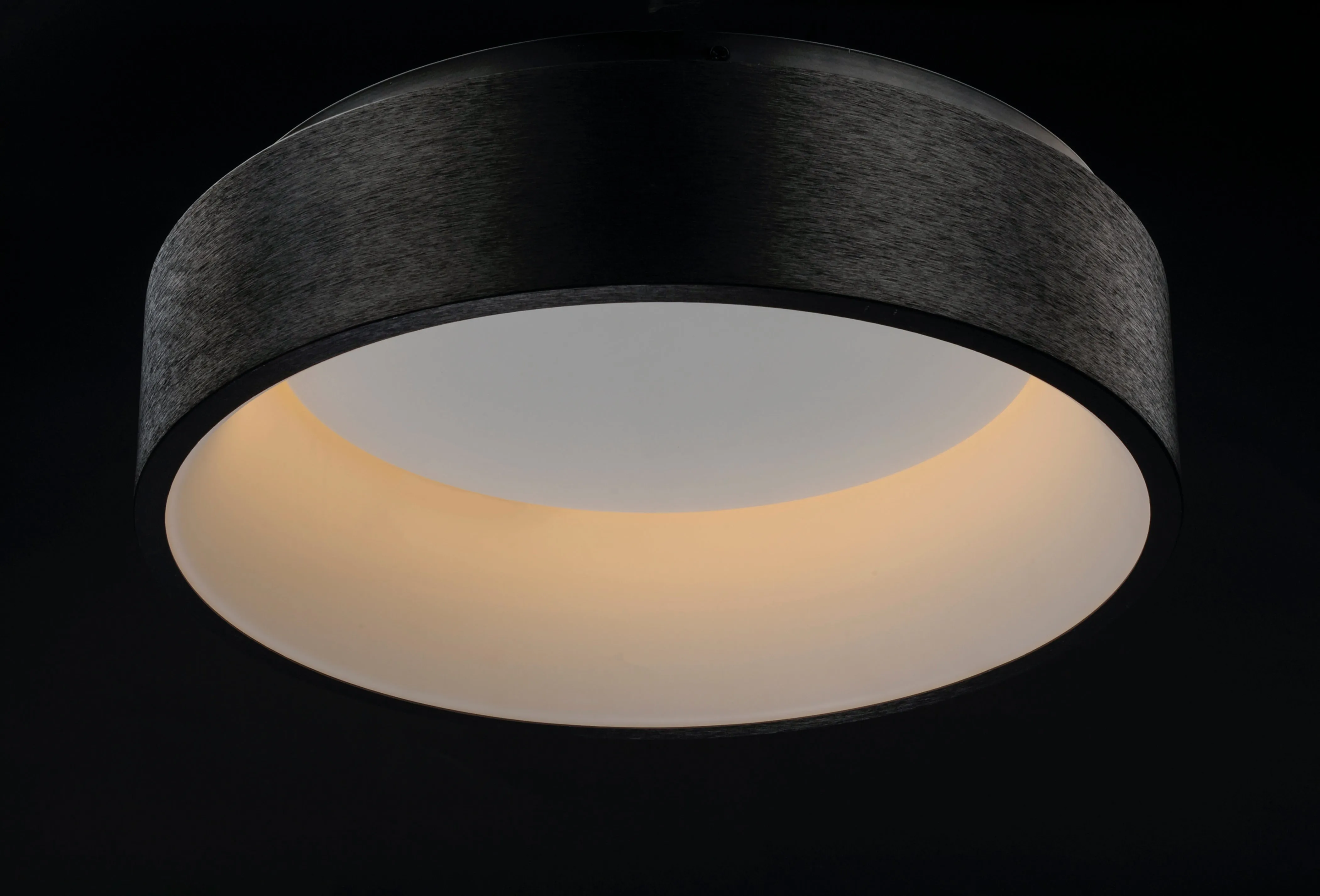 iQ LED Flush Mount with Philips Hue