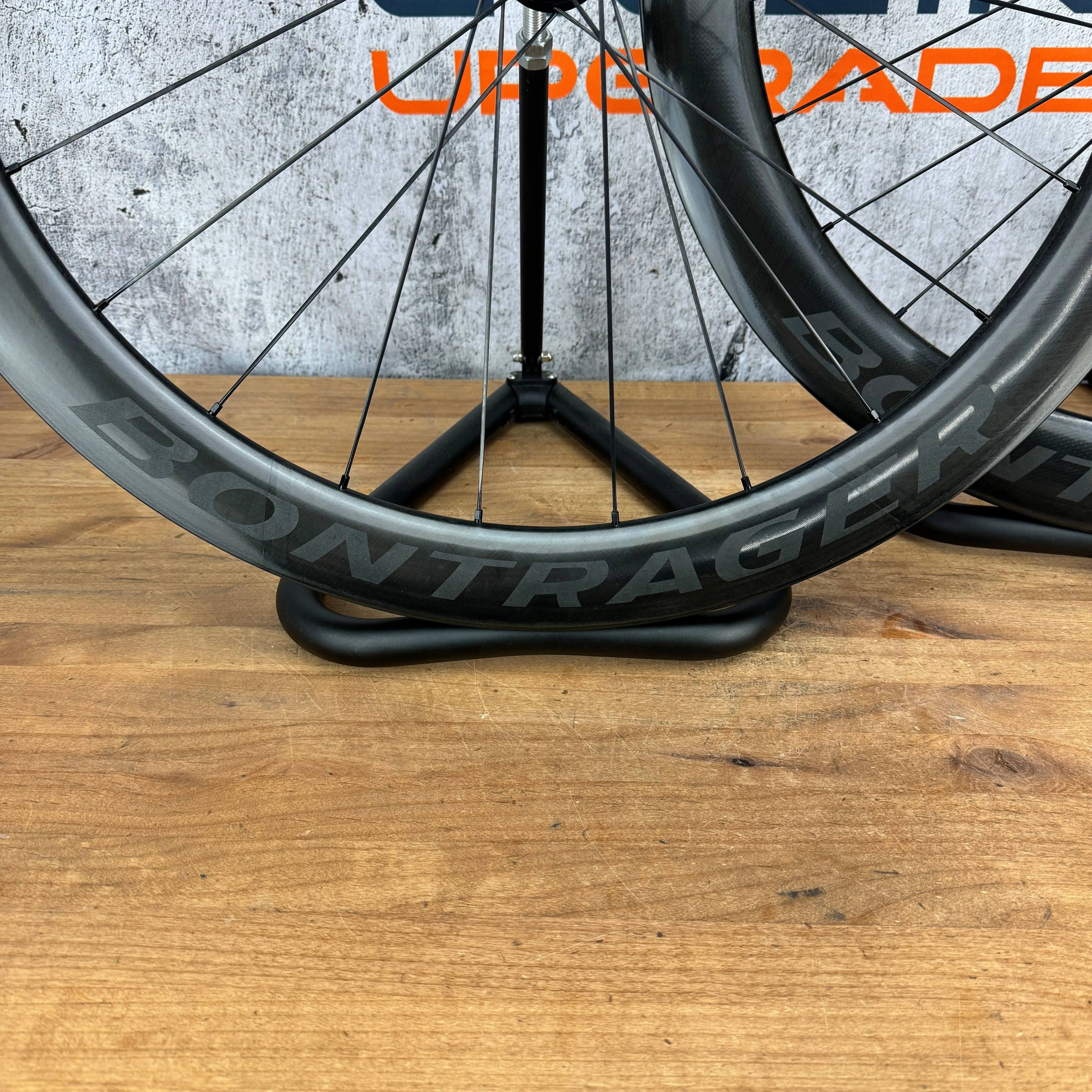 Low mile! Bontrager Aeolus RSL 51/62 Carbon Tubeless Disc Wheelset 700c 1641g