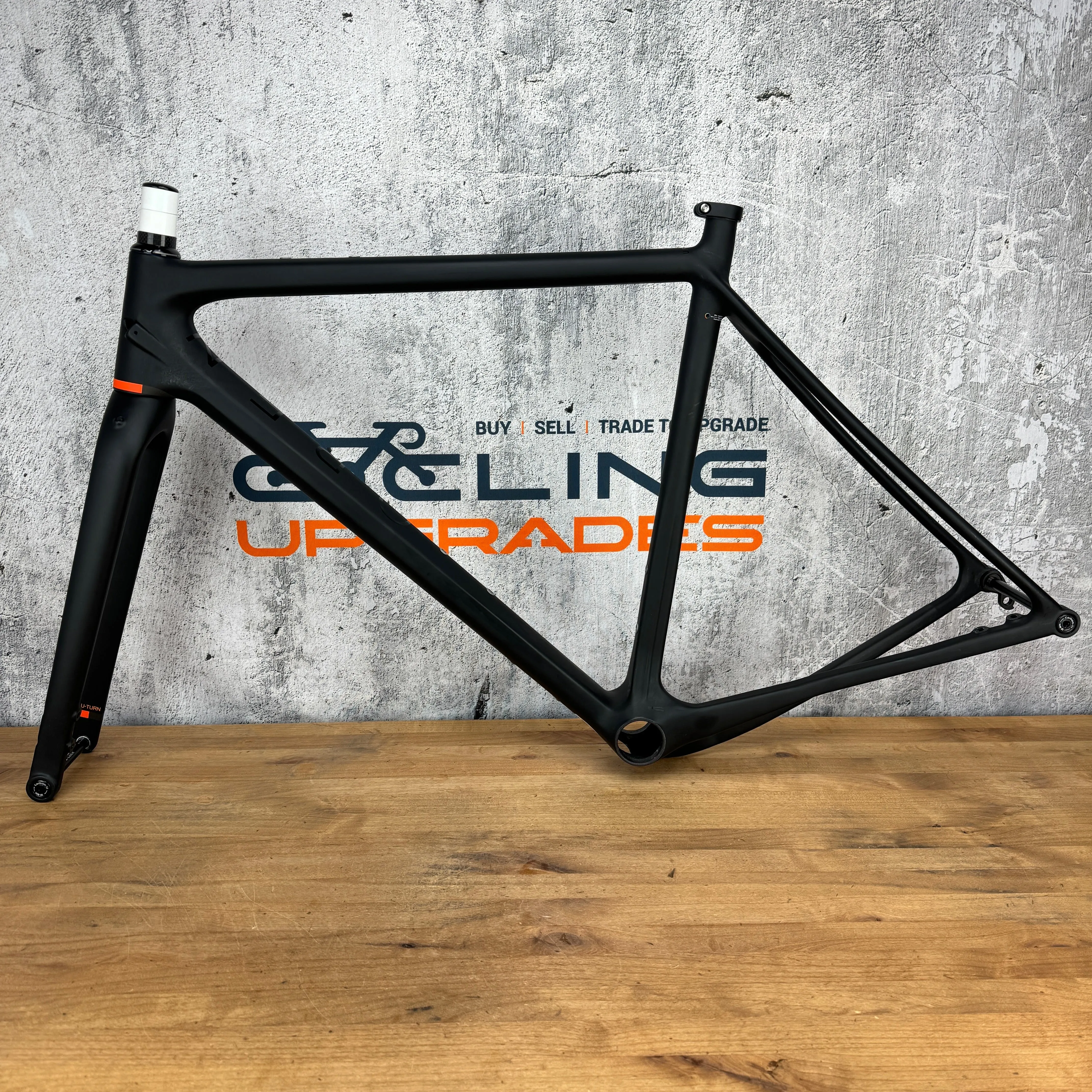 Low Mile! Open U.P.P.E.R Medium 54cm Carbon Gravel Bike Disc Frameset 700c 1492g